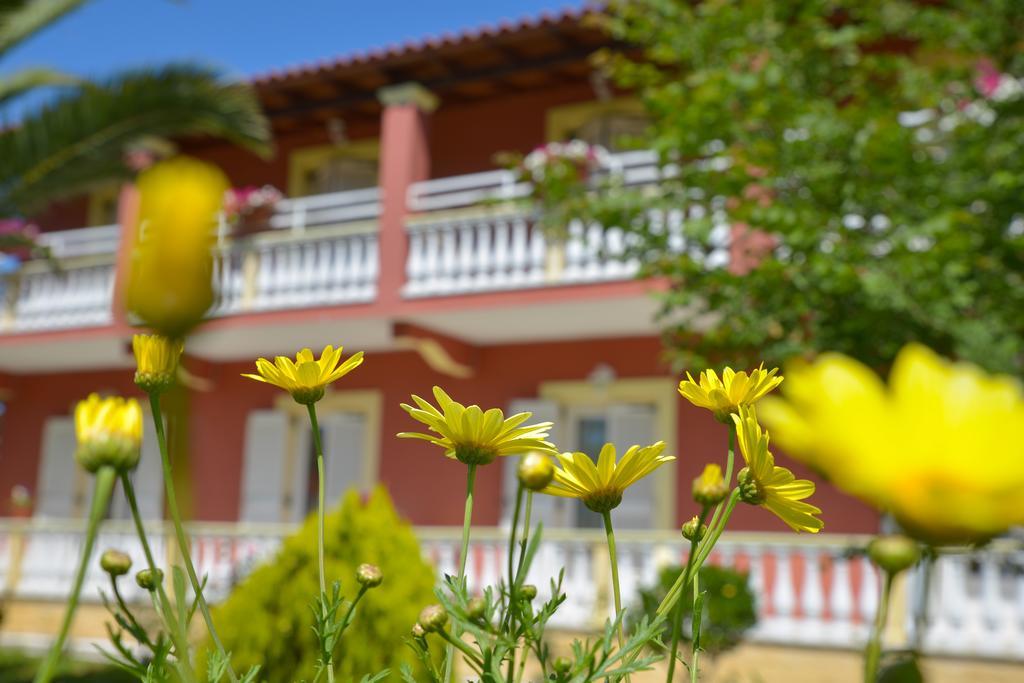 Giannis And Fridas Garden Apartment Sidari  Luaran gambar