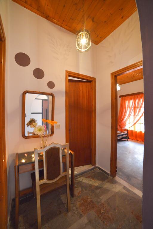 Giannis And Fridas Garden Apartment Sidari  Bilik gambar